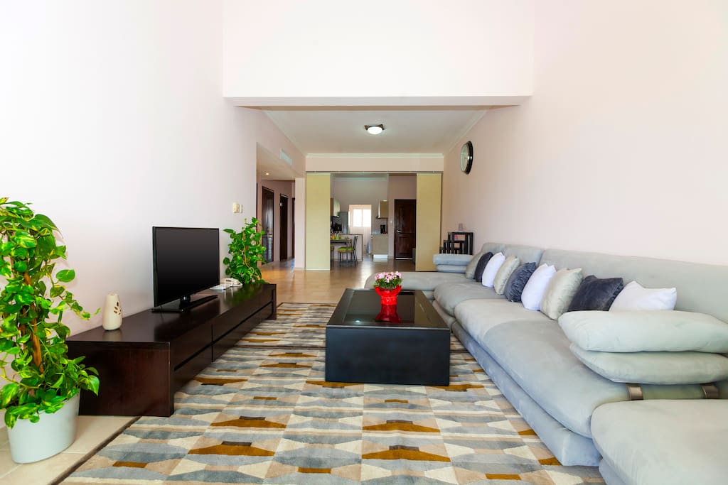 From your living room you can see what is going on in the kitchen. But you can close the curtains and make your living room more private. Central Air conditioner will help you maintain cool temperature in the whole appartment