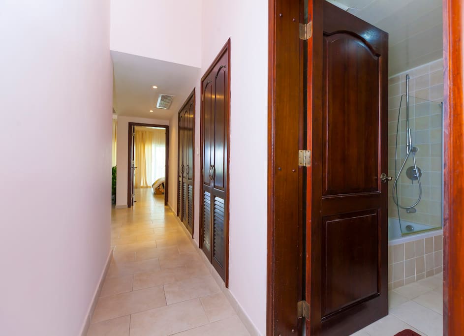 Hallway, view of the second bathroom. Have some privacy for evey bedroom.
