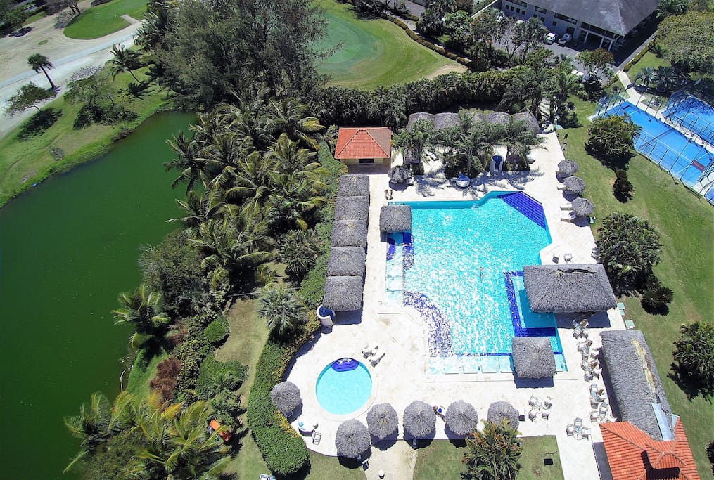 You can sunbathe by the huge club pool, sip a drink or take a nap under the umbrellas :)