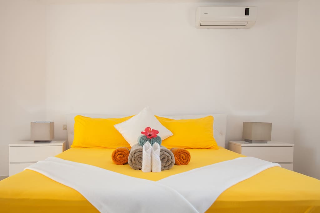 Verified photo. Lovely bed where you have rest to be ready for the next fantastic day with breathtaking emotions