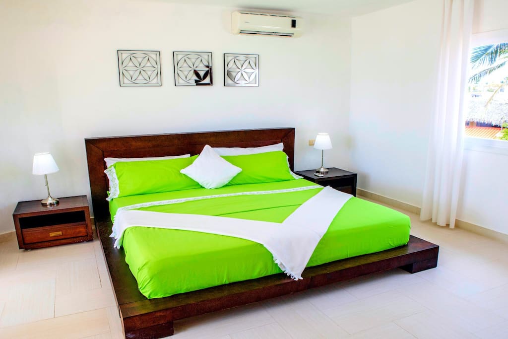 Green room. This bed is very comfortable and you can enjoy perfect views from here