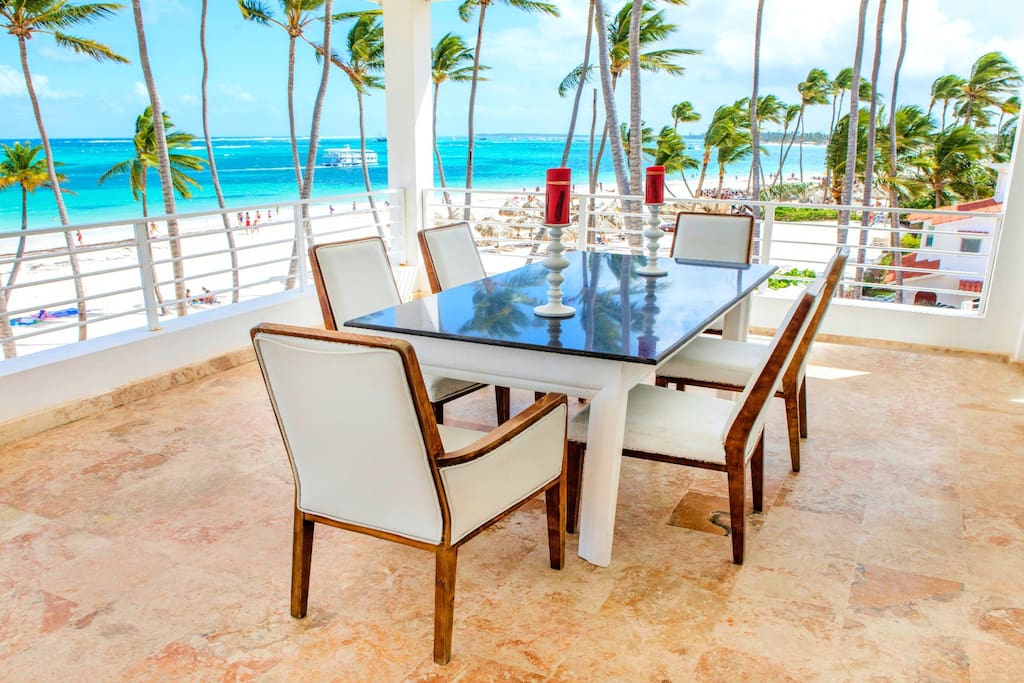 Absolutely gorgeous ocean view! Incomparable! So you'll have your unique vacation and best memories!