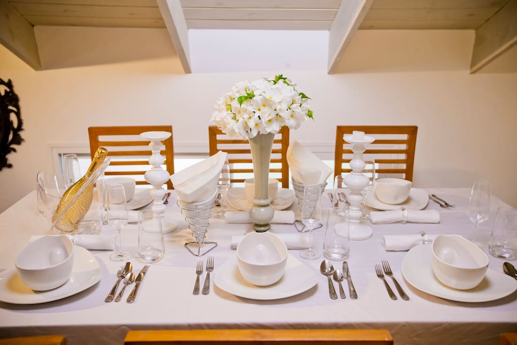 We know that your taste is special in everything: that's why we do our best to treat you like a royal family. Enjoy your vacation, book now!