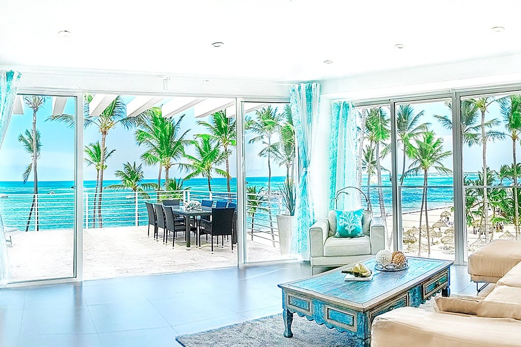 All rooms of the apartment are very bright and full of sunlight and ocean salty air. Unique vacation experience and vivid lifetime emotions are guaranteed!