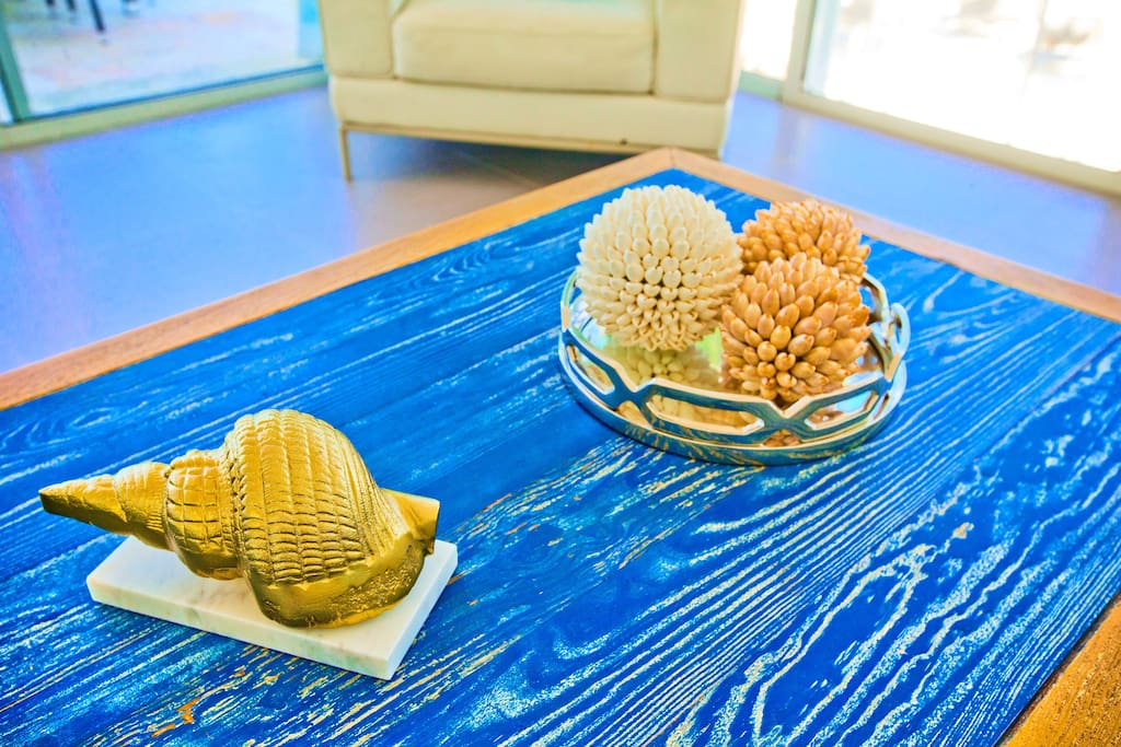 Some small cute details.