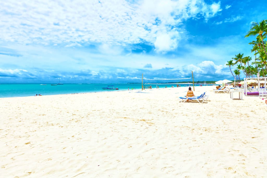 Enjoy endless summer in Punta Cana. Make a reservation and have the best vacation experience.