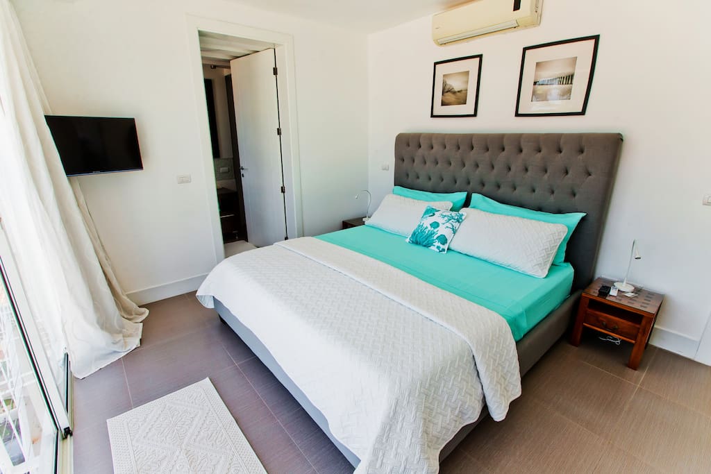 Stylish, modern bedrooms with comfortable beds, clean linens and amazing views will make your stay unforgettable.