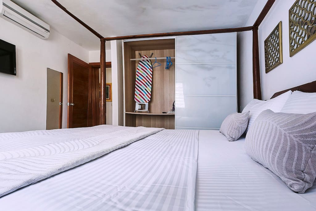 We care about our clients' comfort and perfect stay during vacation: you'll find free clean towels and linen in the bathroom. So, please, treat the place like your home.