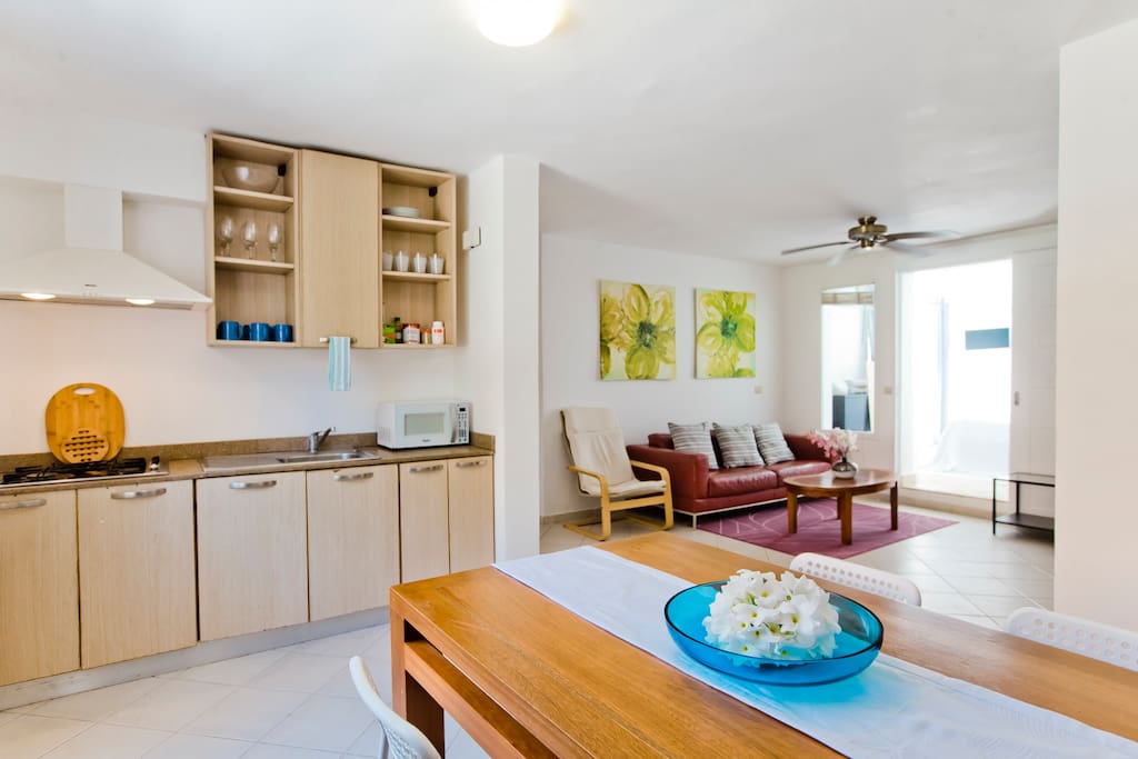 Having felt the tropical breezy air you don't want to get back to your place, as it is all made for YOU! Take your friends to enjoy this beautiful spot together: you'll have fun and best time ever!