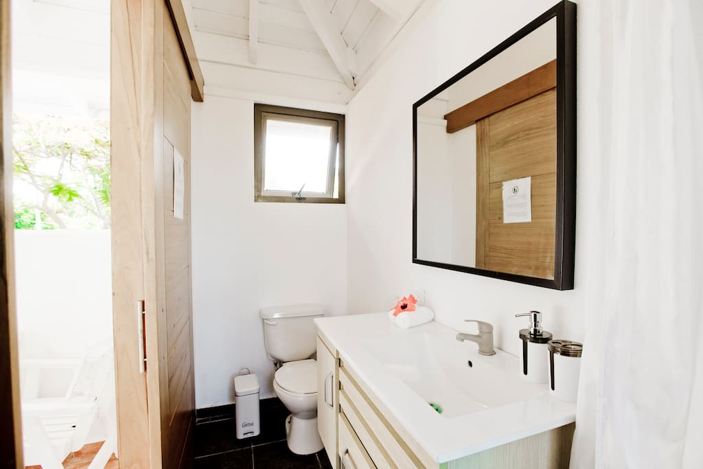 Take a relaxing hot bath after a long amazing day on the beach. We have everything you need to feel relaxed and feel as good as new