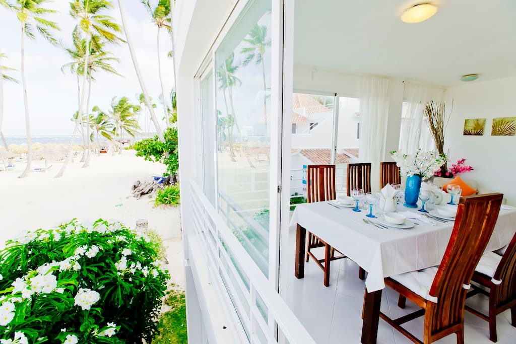 Live right on the beach and listen to the sound of ocean waves - isn't it a dream coming true?