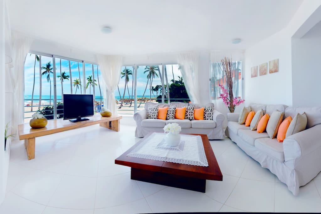 What do you prefer? Watch TV or enjoy the view from the panoramic window?