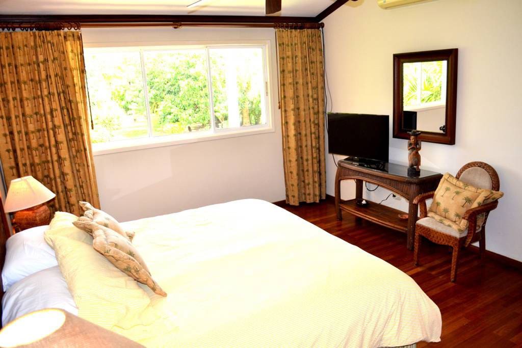 The bedrooms have all the necessary amenities. The beds are super comfortable and will ensure a good healthy sleep.