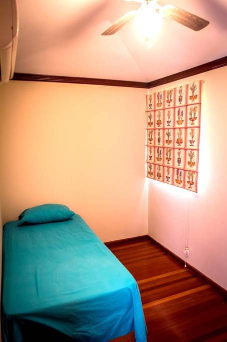 A small room for a housemaid.