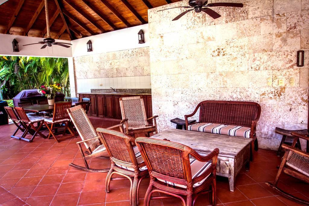 Fantastic patio where you can dine outdoors with your family and friends.