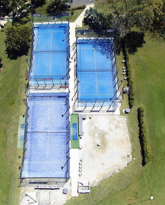 Have sports activities during your stay here! Take Golf lessons or play tennis and volleyball.