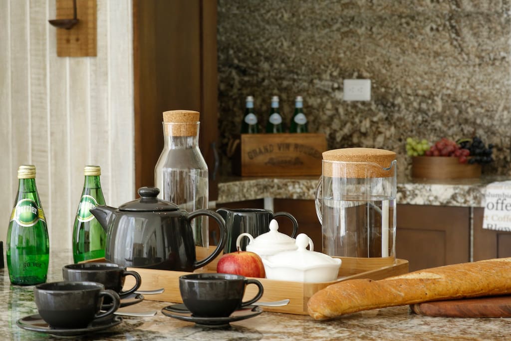 The kitchen is fully equipped and you can cook your favorite dishes.