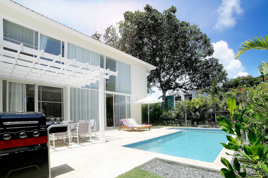 Spend a relaxing day by the pool, sunbathe on a sun lounger and have a swim.