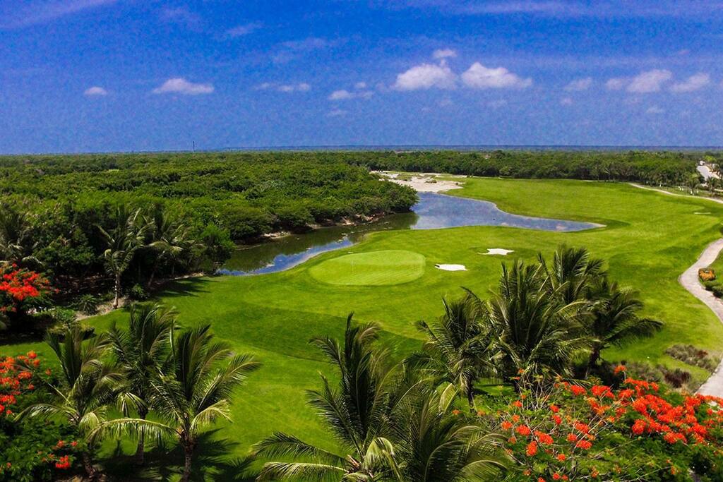 Pretty golf course. Enjoy the game at one of the most beautiful golf courses in Punta Cana!