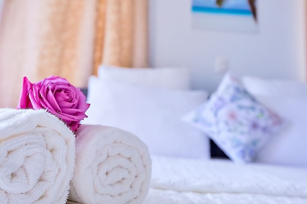 For us, even the smallet details are important, because our priority is make you feel special!