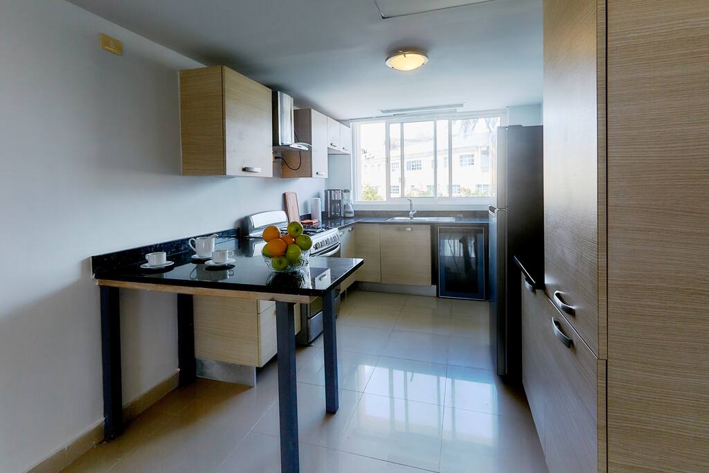 Start the day with fruit or fruit juice and feel fresh in the morning.