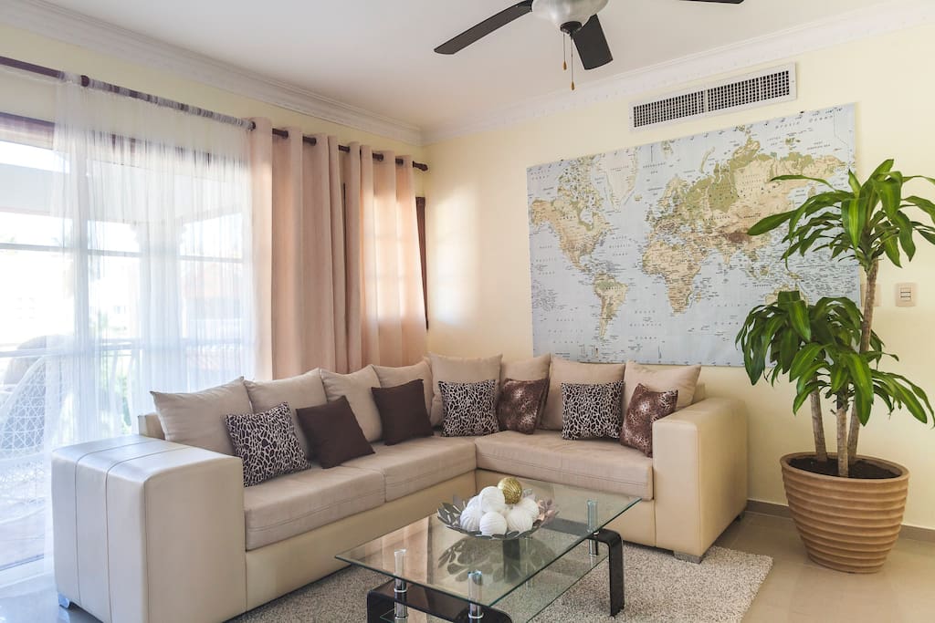 Comfortable sofa. You can sit together and enjoy yourself with family and friends. Awesome experience for amazing people!