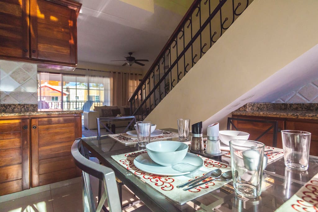 The lovely kitchen with all amenities:
+ Water cooler
+ Kitchen stove
+ Big Fridge
+ Microwave
+ Toaster
+ Blender
It will make your stay unbelivable!