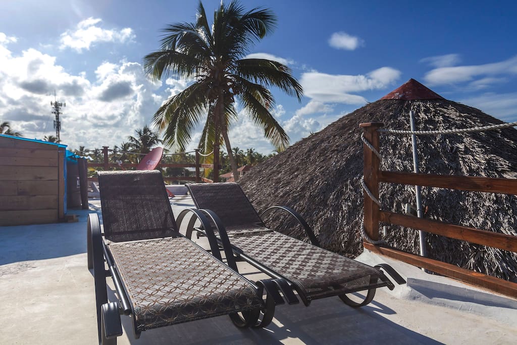 There's a small private area on the 3rd level- we call it the Observation Deck - to sunbathe or chit-chat while sipping a mojito.