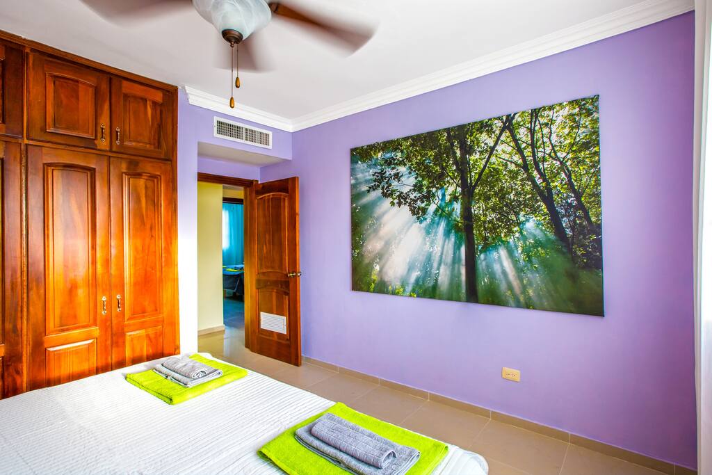 Bed size 200 cm x 200 cm. It can be divided into two single beds. So you can select if you want to sleep together or separately. That will give you an additional