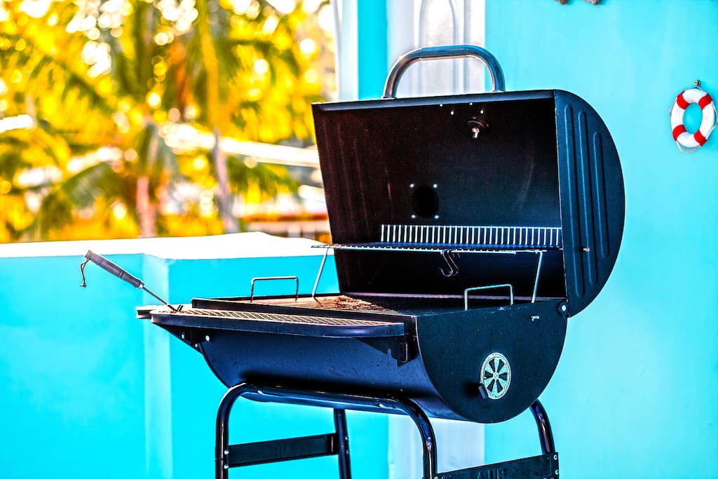 Getting hungry? Time to BBQ! Organic, coil, kosher BBQ!